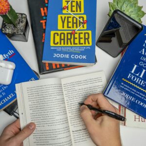 Get a Job in Sales: Your Fast Track to Career Success
