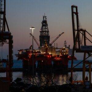 Introduction to Petroleum Engineering and Exploration